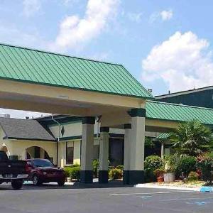 Super Inn & Suites by OYO Milledgeville