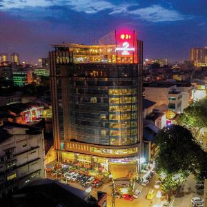 Hermes Palace Hotel Medan, Medan