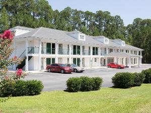 Super 8 by Wyndham Statesboro, Statesboro