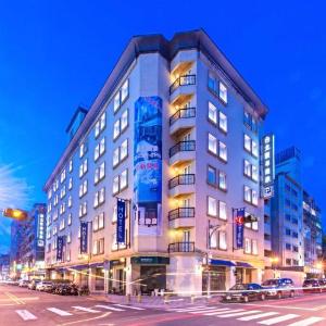 Forward Hotel