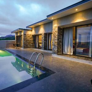 Amour Resort and Spa
