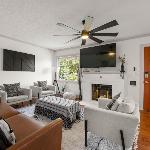 Timeless Historic Home near Downtown with HOT TUB