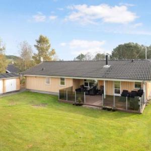 Lovely New Cottage Near Beach Forest And Town