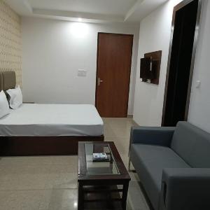 Hotel Ambience Plaza
