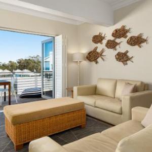 Caprice Court Apartments
