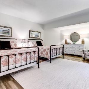 2351 Courtside Villas