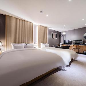 Day & Night Hotel