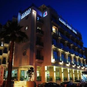 Alesta Yacht Hotel