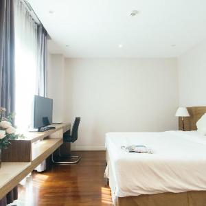Thomson Residence Hotel