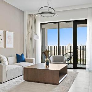 Silkhaus Modern 1BDR in Creek Harbour Bayshore