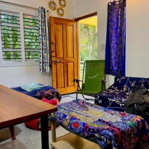 Spacious 2BHK for upto 12 Guests  Best for Families & Groups