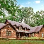 Grand Cabin