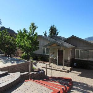 Smith Lakefront Hideaway