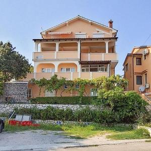 Apartments Ruzica F