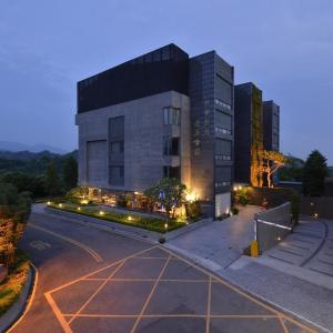 The Sun Hot Spring Resort