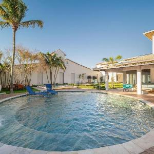 Mansão de Cinco Suítes próximo a Praia de Geribá por Luxury Rentals
