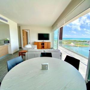 Rooftop pool- family apartment- ocean view -close