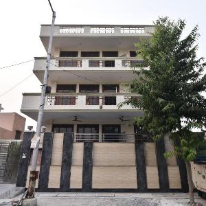 Holiday Inn Express Greater Noida Knowledge Park By IHG