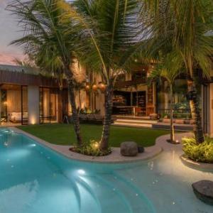 Cala Blanca - Tropical Lagoon Villa in Pererenan