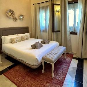 Arco de la Seda - Hotel Boutique