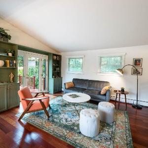 Berkshire Vacation Rentals: Great Barrington Walkable To Lake And Town