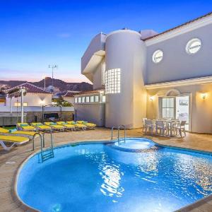 Villa Favorita by Villa Plus
