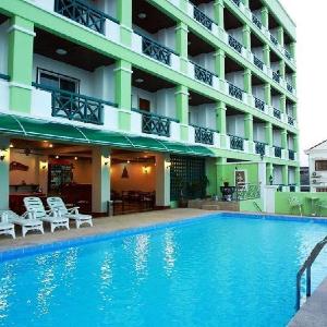 Vansana Riverside Hotel