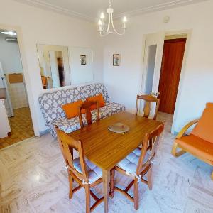 Appartement climatisé avec balcon centre Menton - FR-1-196-345