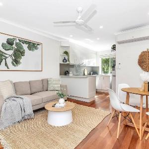 City Life meets Urban Style at Kent Town Gem