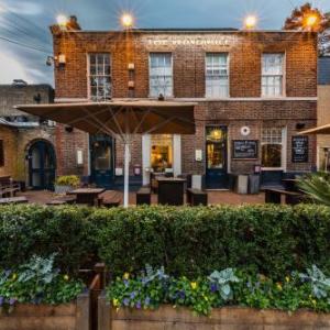 Hotels near Clapham Common - The Windmill On The Common