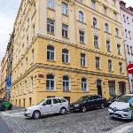 Prague Days - Eclectic Apartment in Trendy Area Prague 