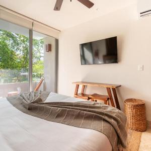 NHOA 209B Lux 1BR Condo Pool View in Aldea Zama