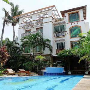 Boracay Beach Club
