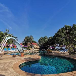 Holiday Villa Hotel