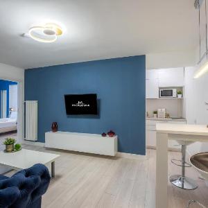 Baroq Central City Apartment
