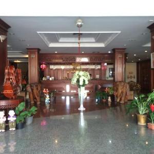 Angkham Hotel