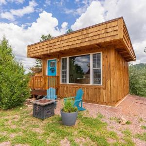 Meadow Cabin at Highland Meadows - Secluded Getaway