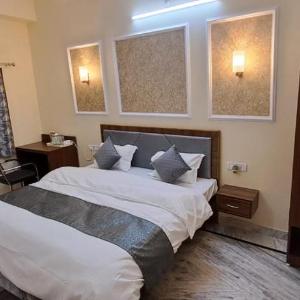 Shri Niwaas Guest House