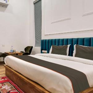 Super Townhouse by OYO Red Cross Amritsar Formerly Amar Villa