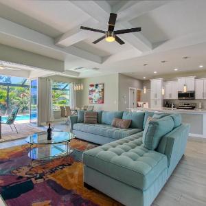 VILLA COZY FLAMINGO - 3 BEDS - 2 BATHS - 6 GUESTS - WATERVIEW & POOL/SPA - INCL. 10% OFF BOAT RENTAL