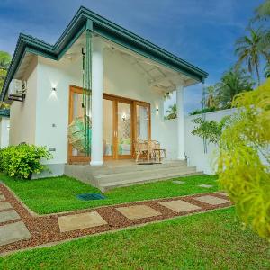 The Dahlia Residence