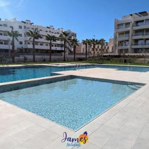 Modern Ground floor Apartment with Com Pool EB12