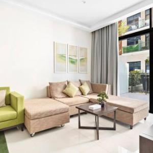 StoneTree - Furnished 1BR minutes of drive away to Expo 2020