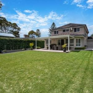 Bluewater Jervis Bay - Pet Friendly Luxury with Spa - 5 Mins Walk to Beach