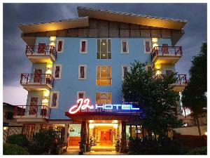 J2 Hotel Maesot, Tak