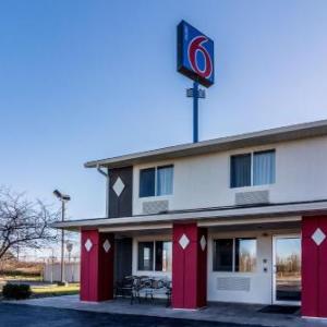 Motel 6-Barkeyville PA