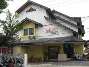 Mervit Hotel, Padang