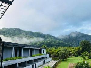 Avartarn Miracles Hotel, Uthai Thani