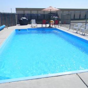 Kennewick Suites