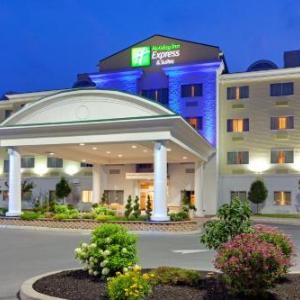 Holiday Inn Express Hotel & Suites Watertown - Thousand Islands